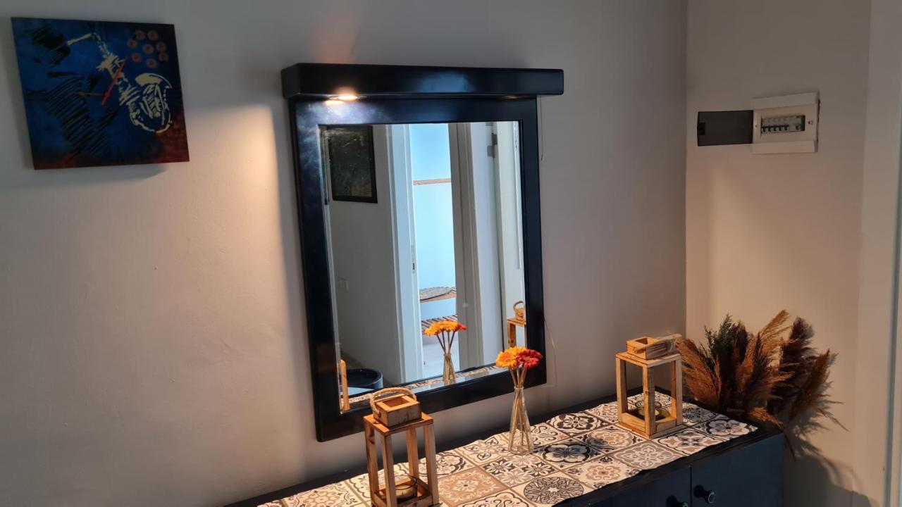 Reina, Apartment *